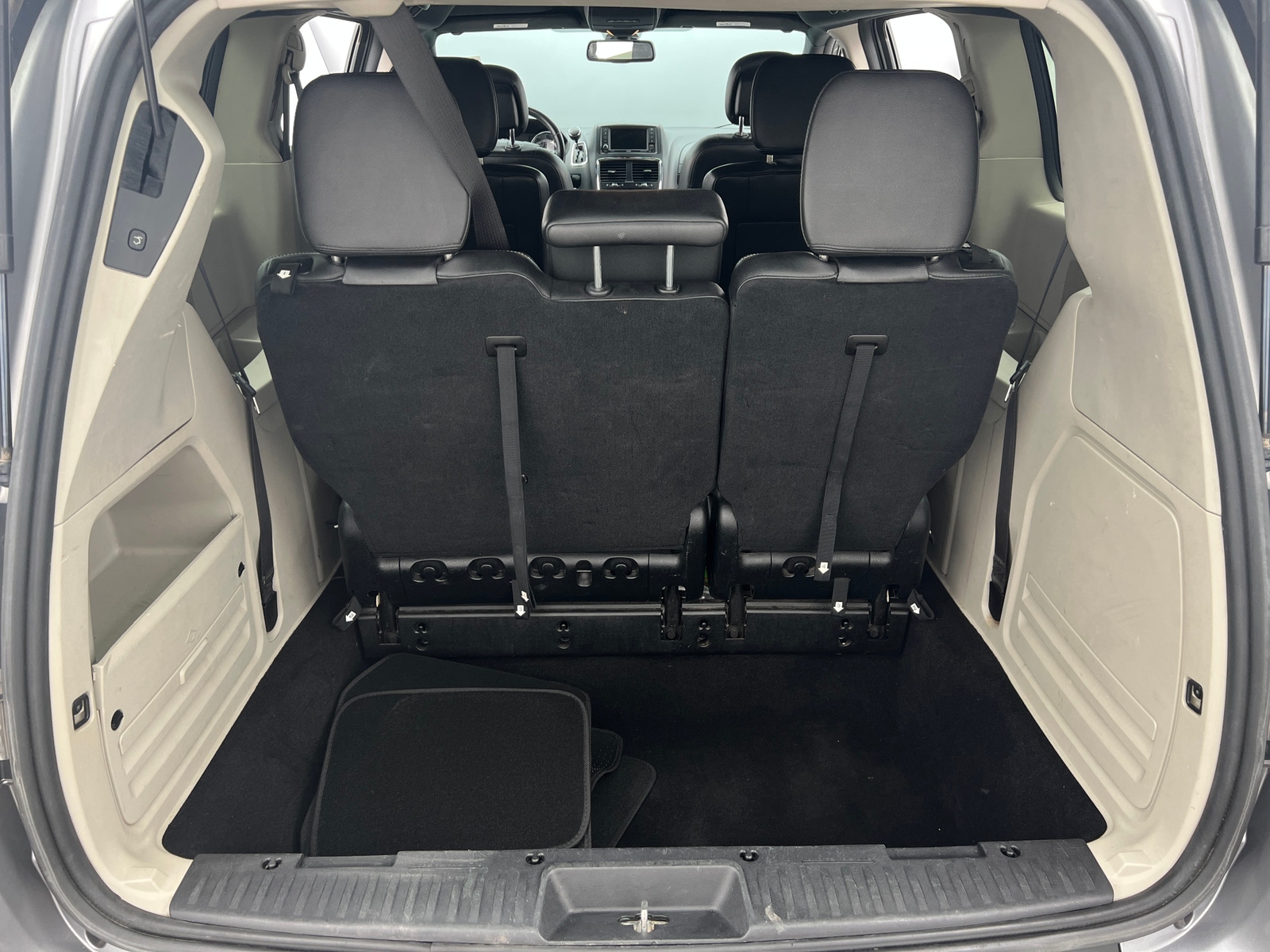 Thumbnail: 2019 Dodge Grand Caravan - 6