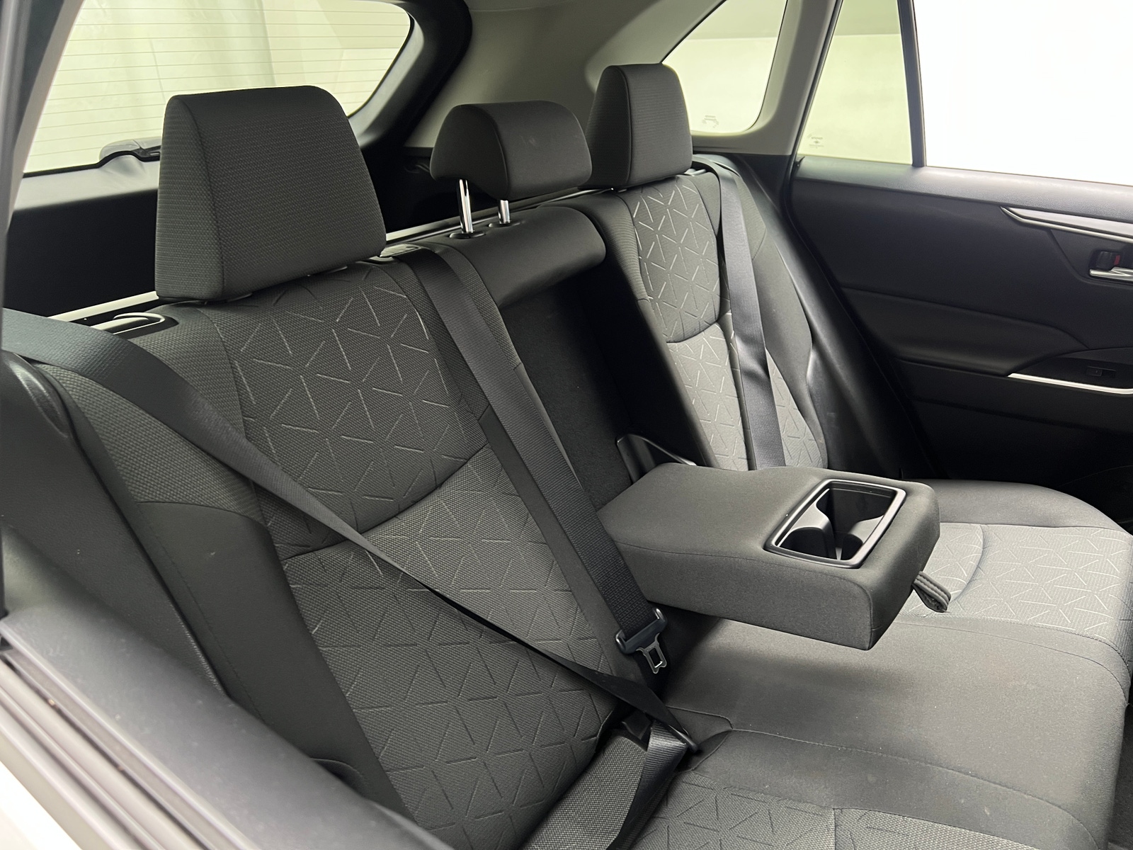 Thumbnail: 2022 Toyota RAV4 - 6