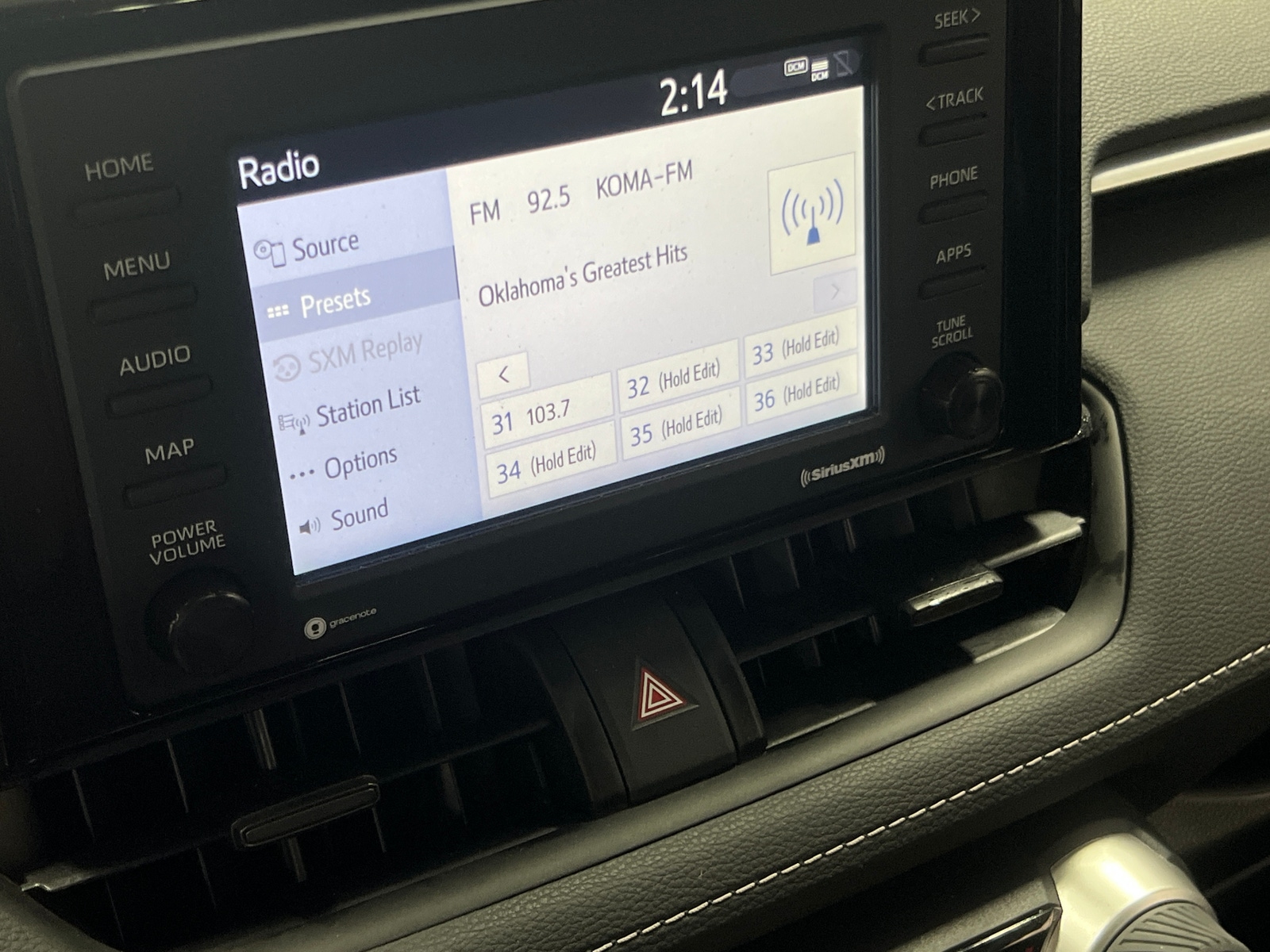 Thumbnail: 2022 Toyota RAV4 - 4