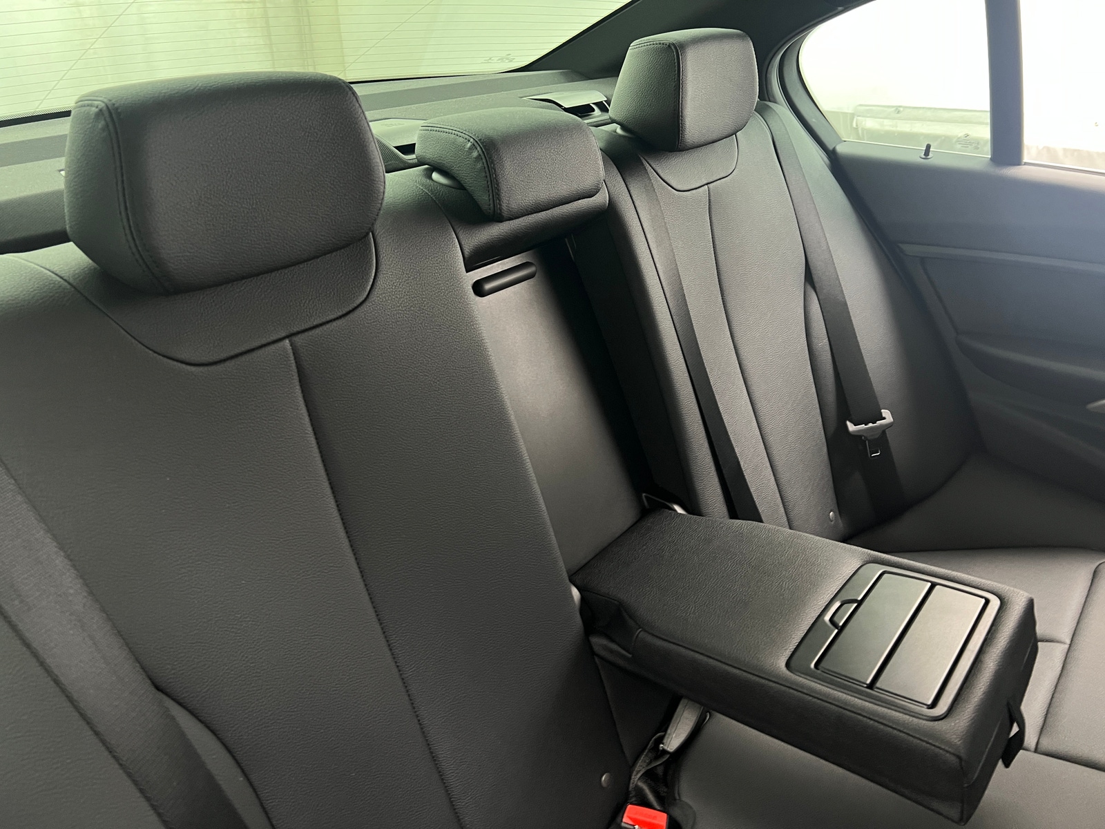 Thumbnail: 2015 BMW 3 Series - 5