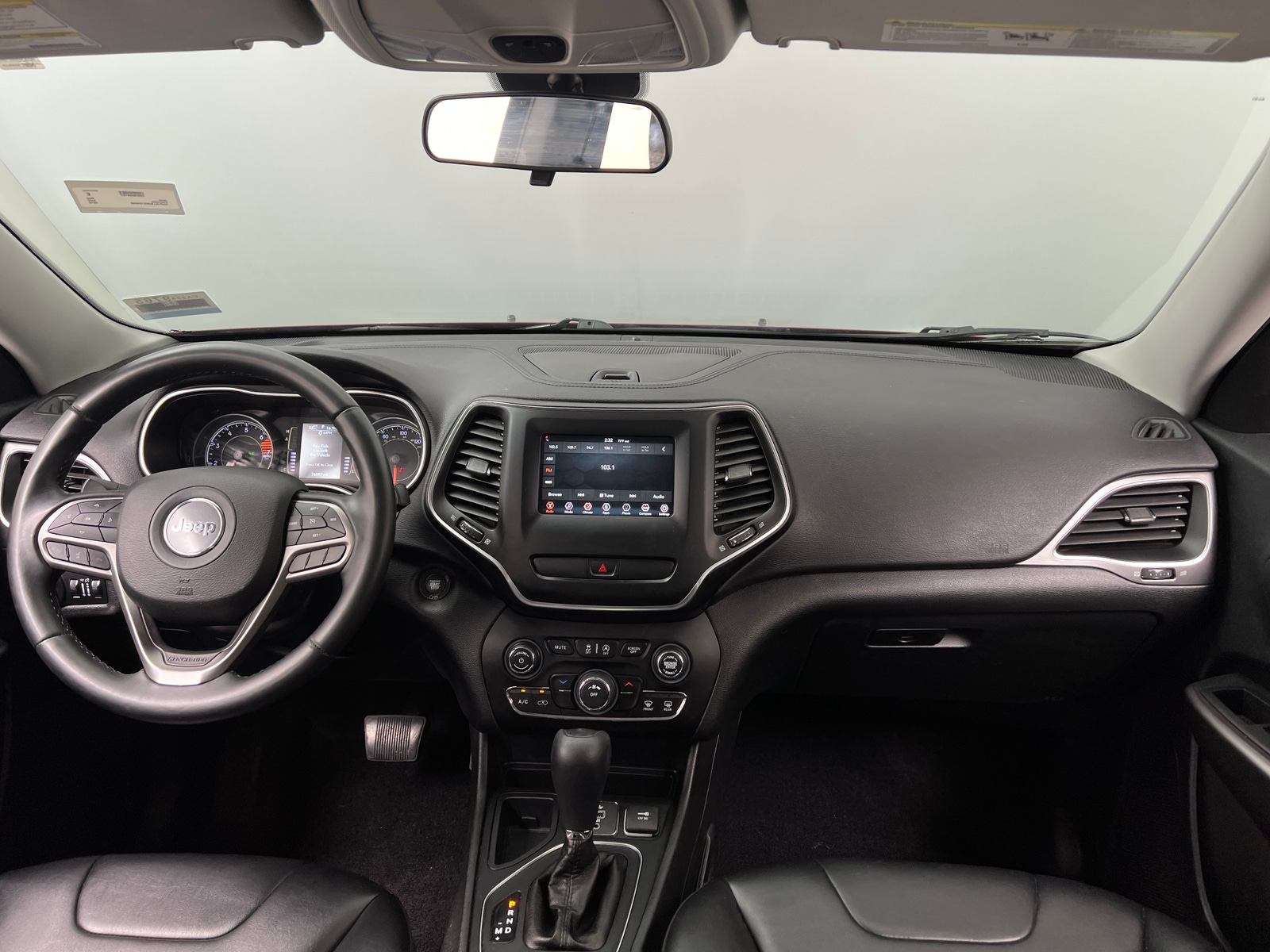 Thumbnail: 2019 Jeep Cherokee - 2