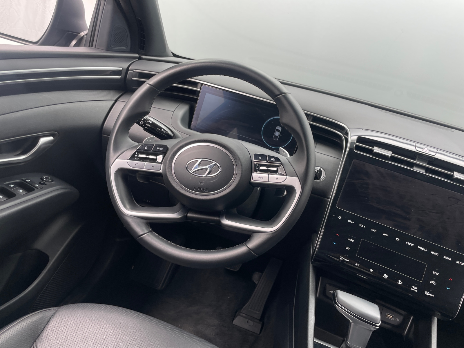 Thumbnail: 2024 Hyundai Santa Cruz - 4