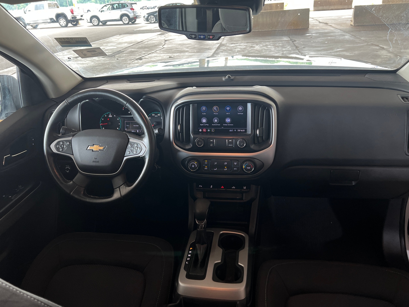 Thumbnail: 2022 Chevrolet Colorado - 3