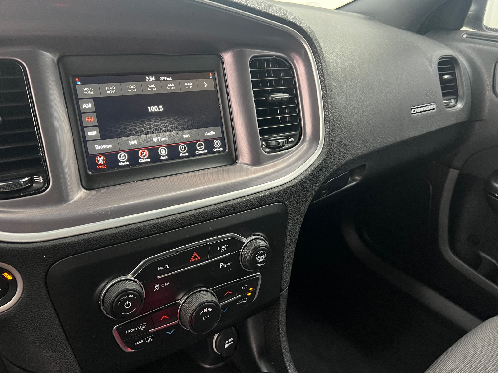 Thumbnail: 2020 Dodge Charger - 4