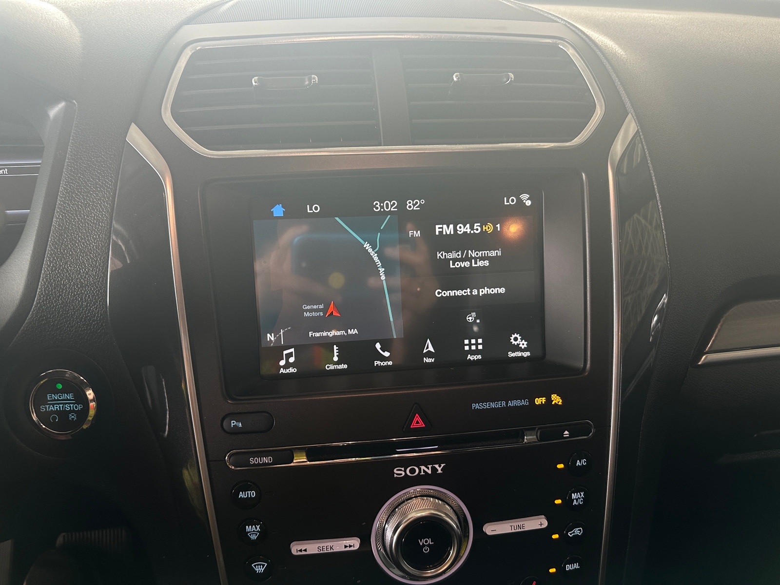 Thumbnail: 2018 Ford Explorer - 3
