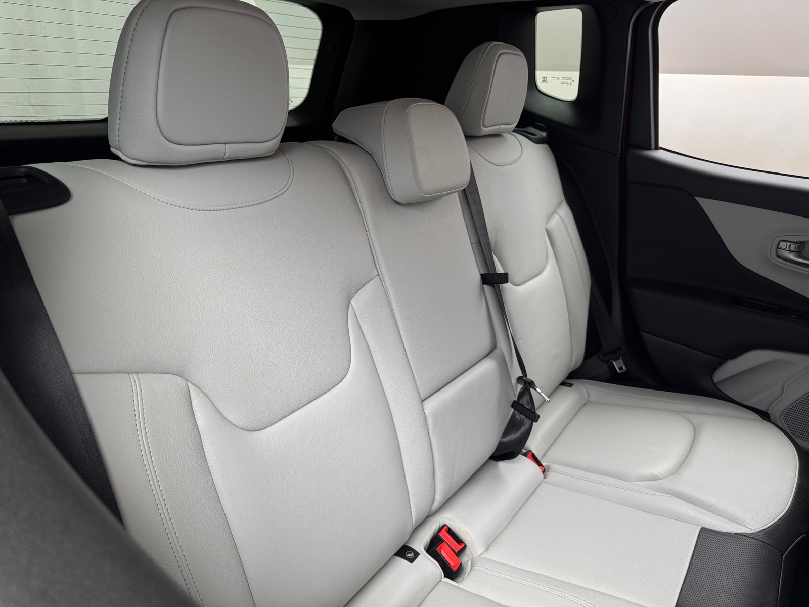 Thumbnail: 2022 Jeep Renegade - 5