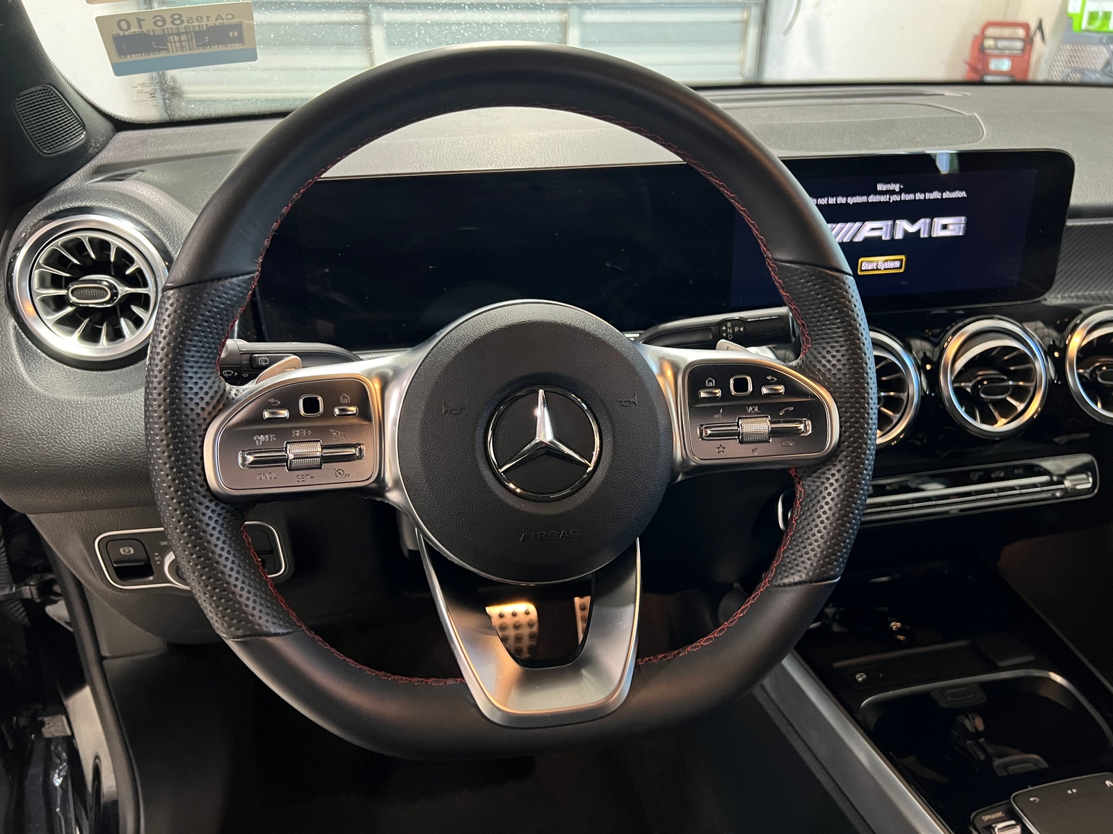 Thumbnail: 2023 Mercedes-Benz GLB - 4