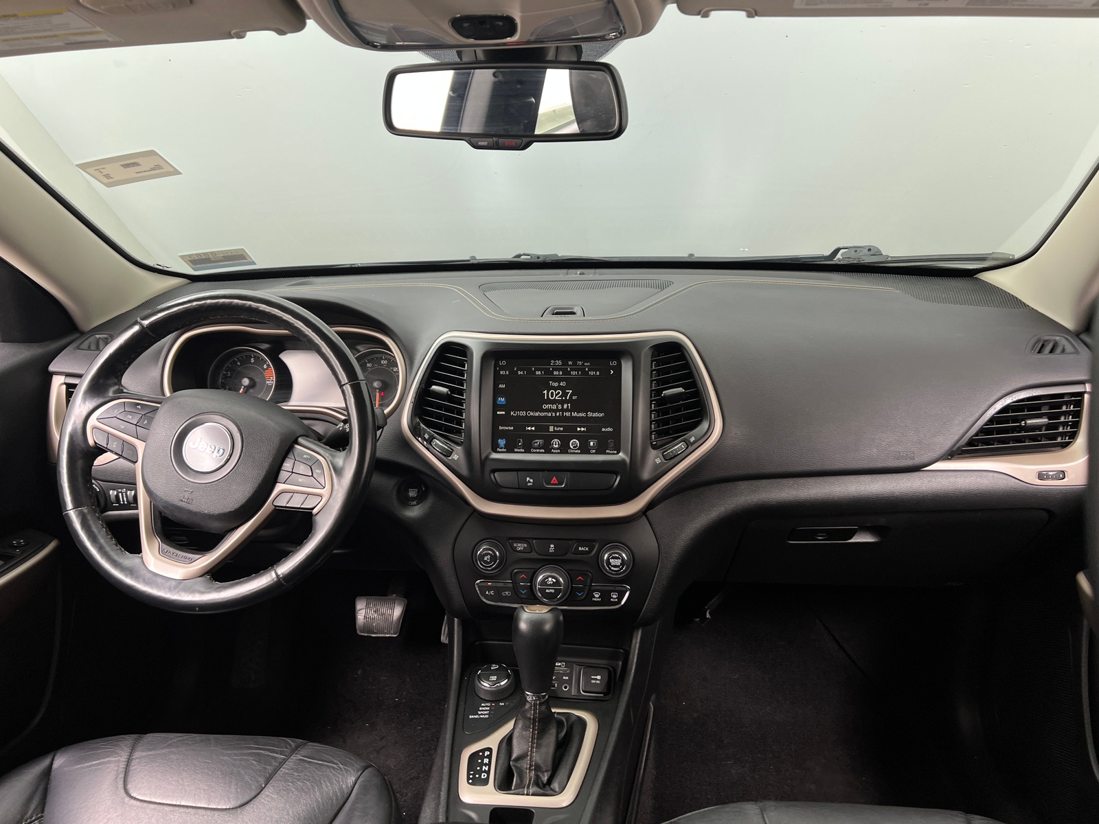 Thumbnail: 2018 Jeep Cherokee - 2