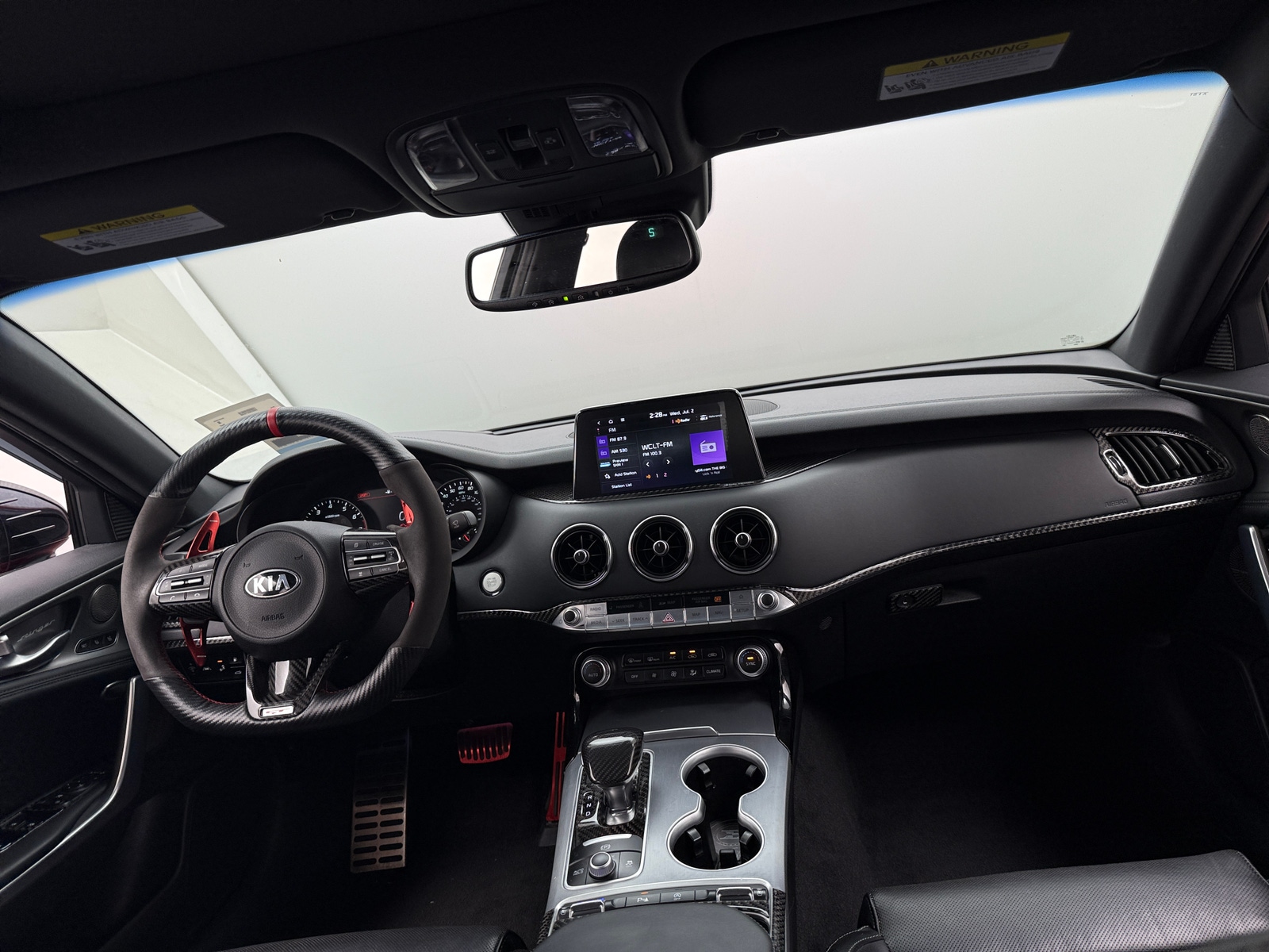 Thumbnail: 2018 Kia Stinger - 2