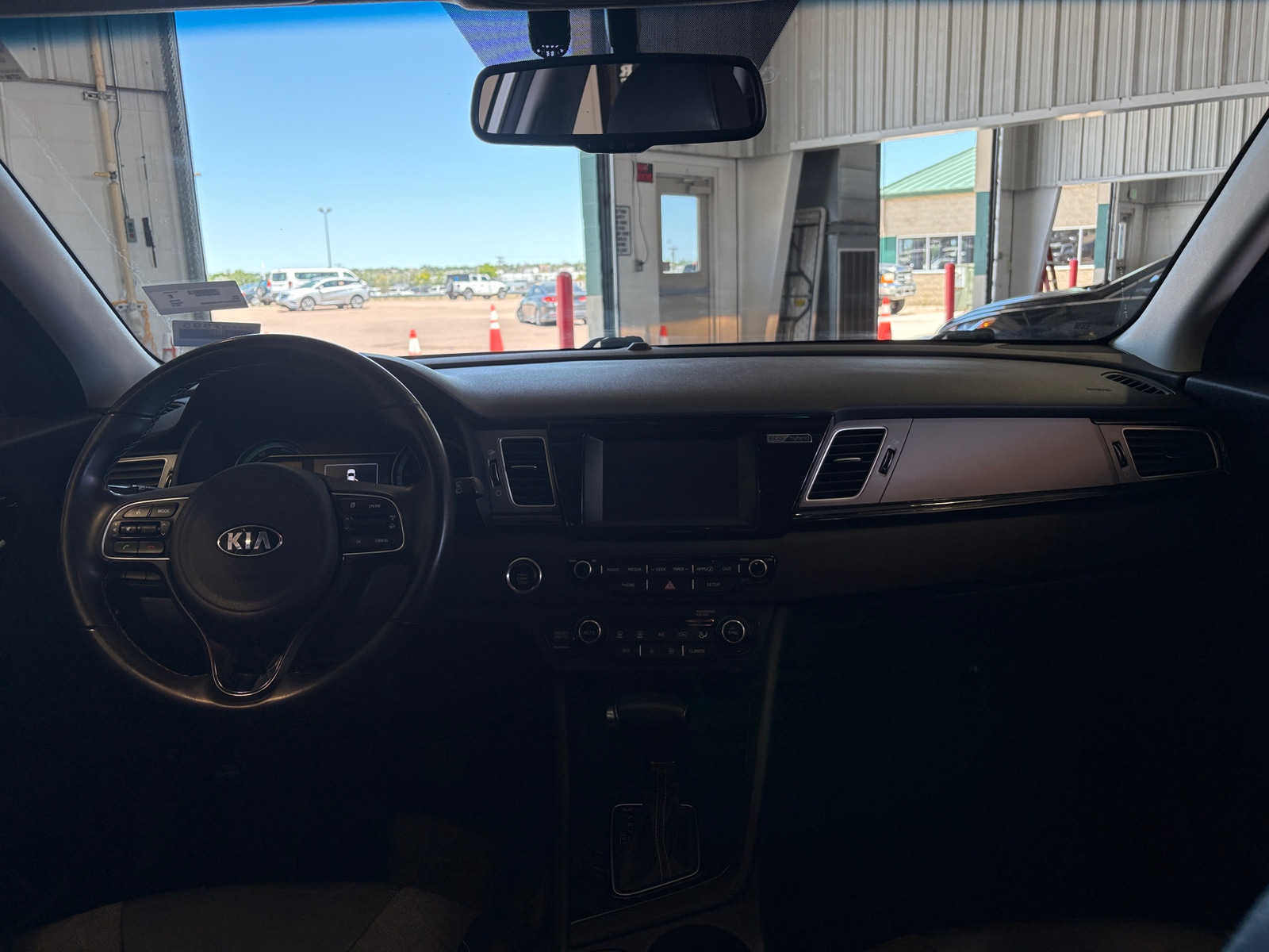 Thumbnail: 2019 Kia Niro - 3