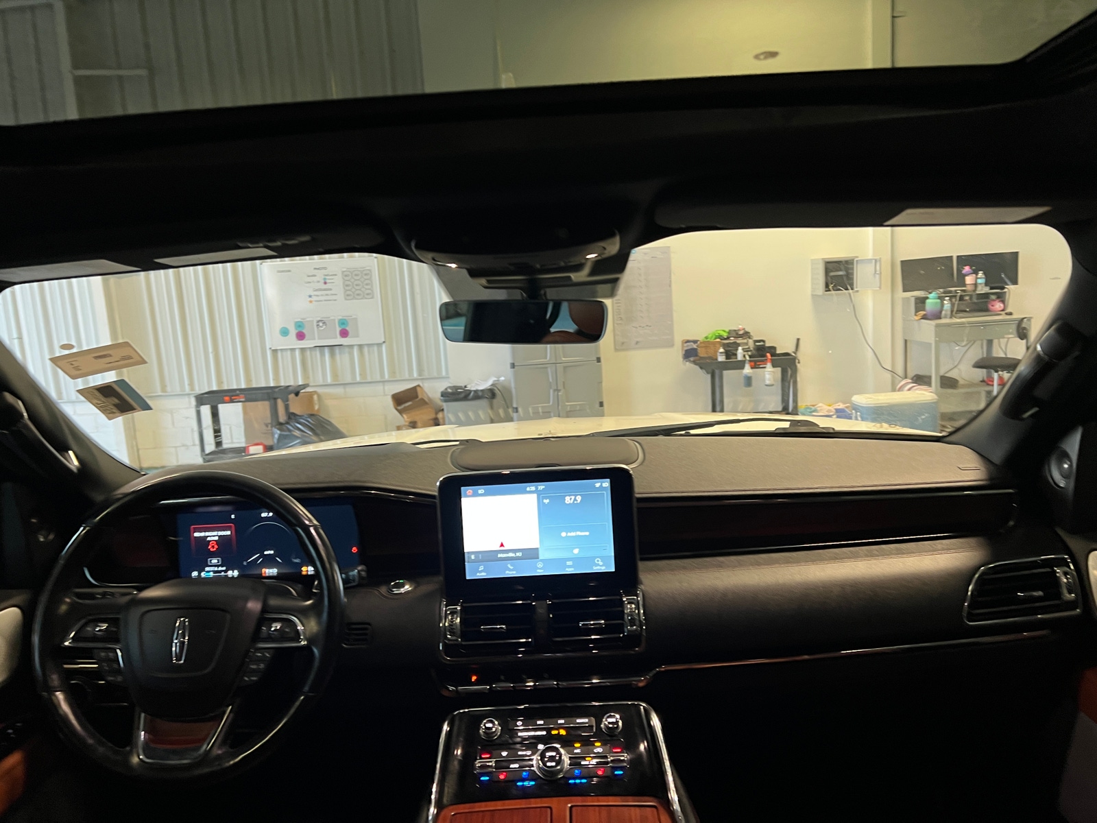 Thumbnail: 2021 Lincoln Navigator - 2