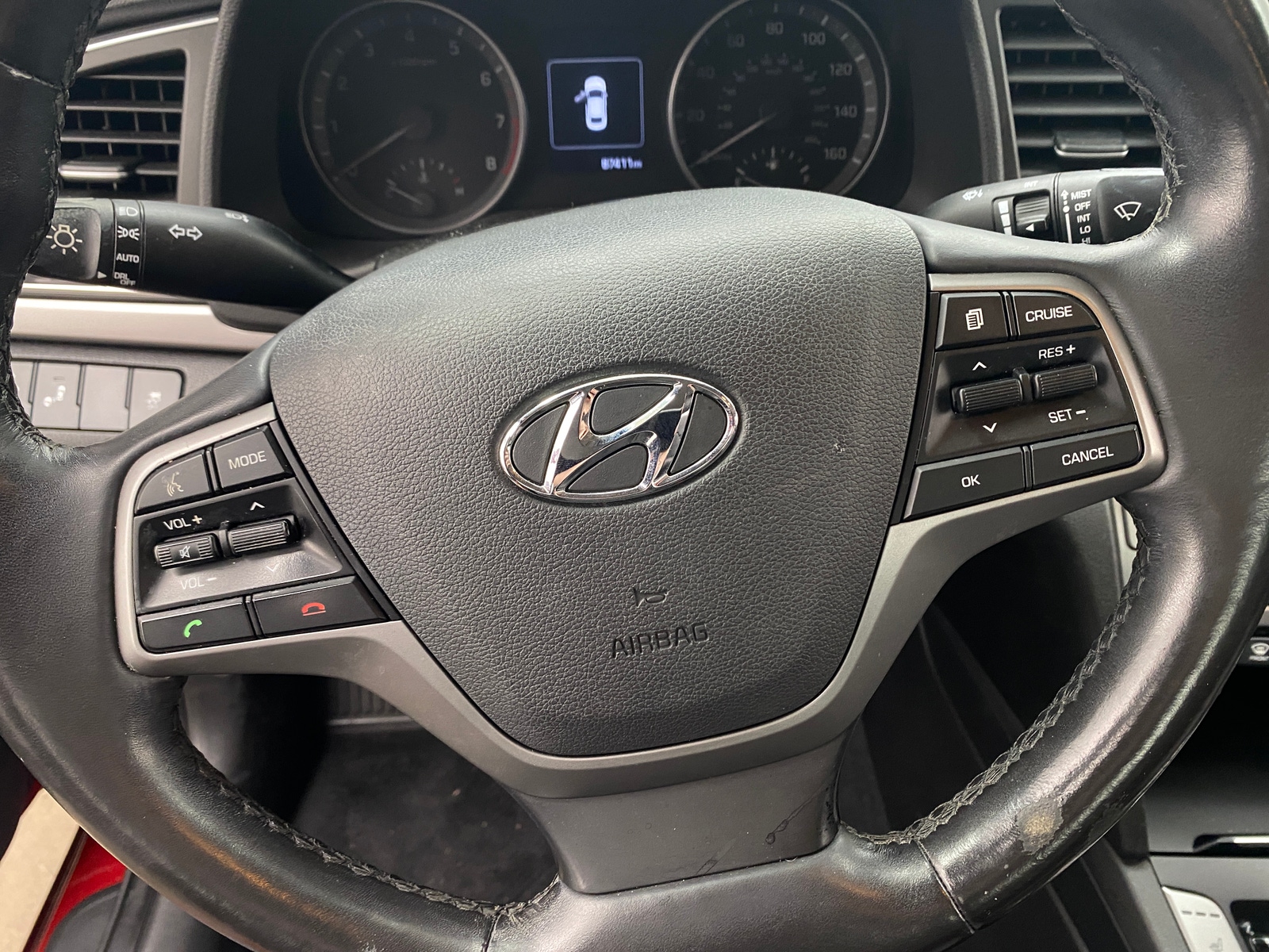 Thumbnail: 2017 Hyundai Elantra - 4