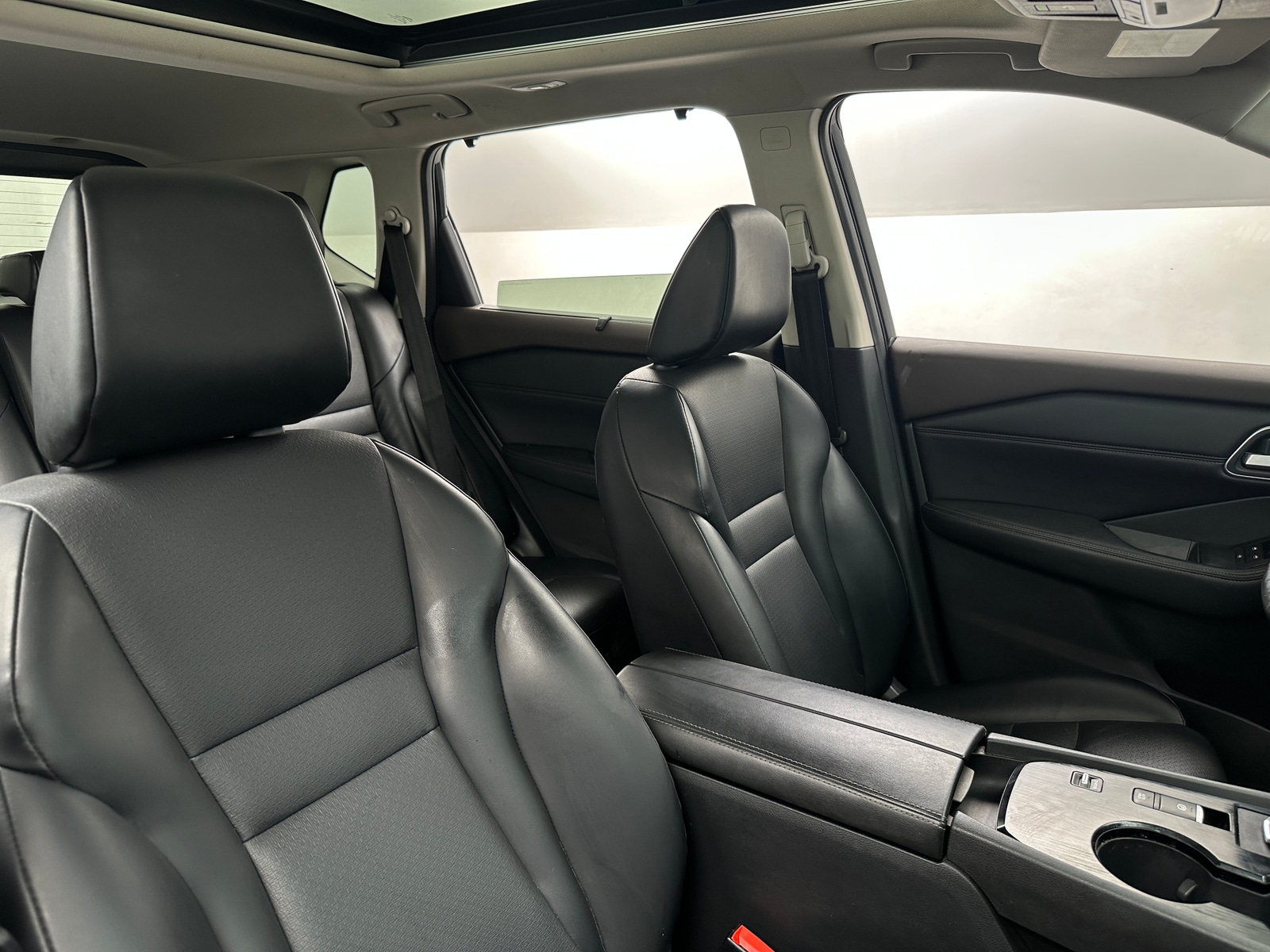 Thumbnail: 2021 Nissan Rogue - 2
