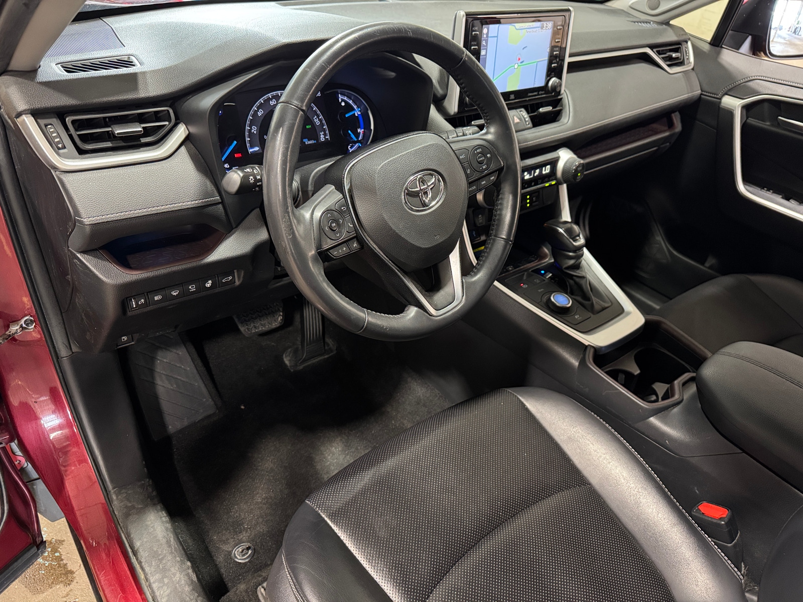 Thumbnail: 2020 Toyota RAV4 - 2
