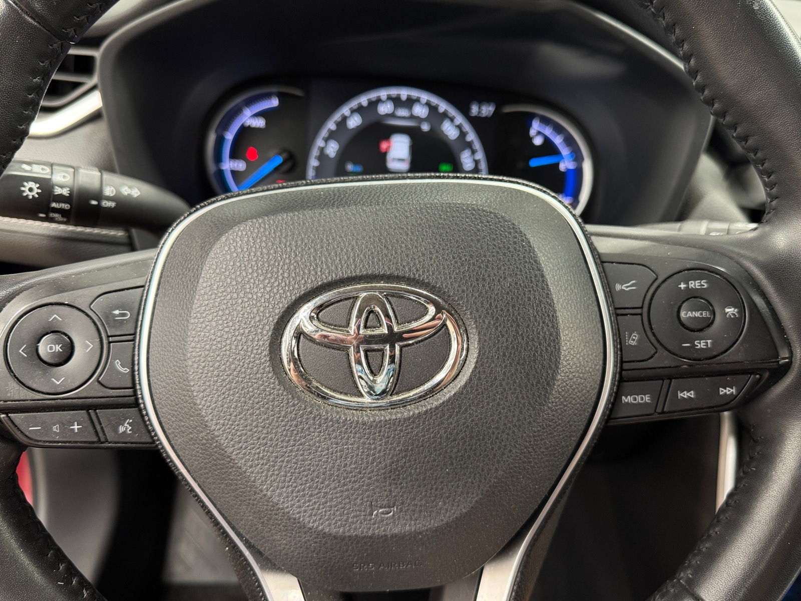 Thumbnail: 2020 Toyota RAV4 - 4