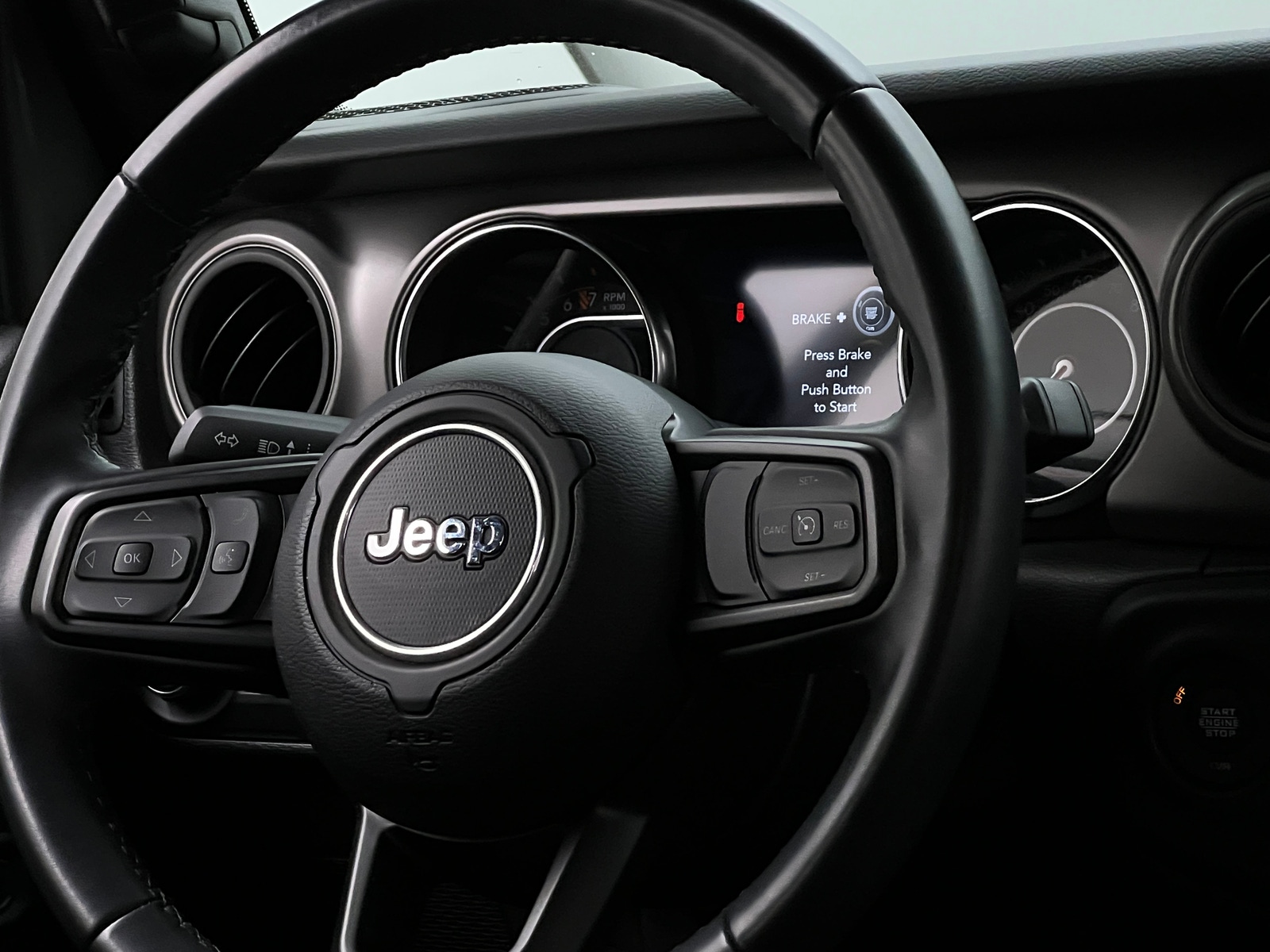 Thumbnail: 2022 Jeep Wrangler - 5