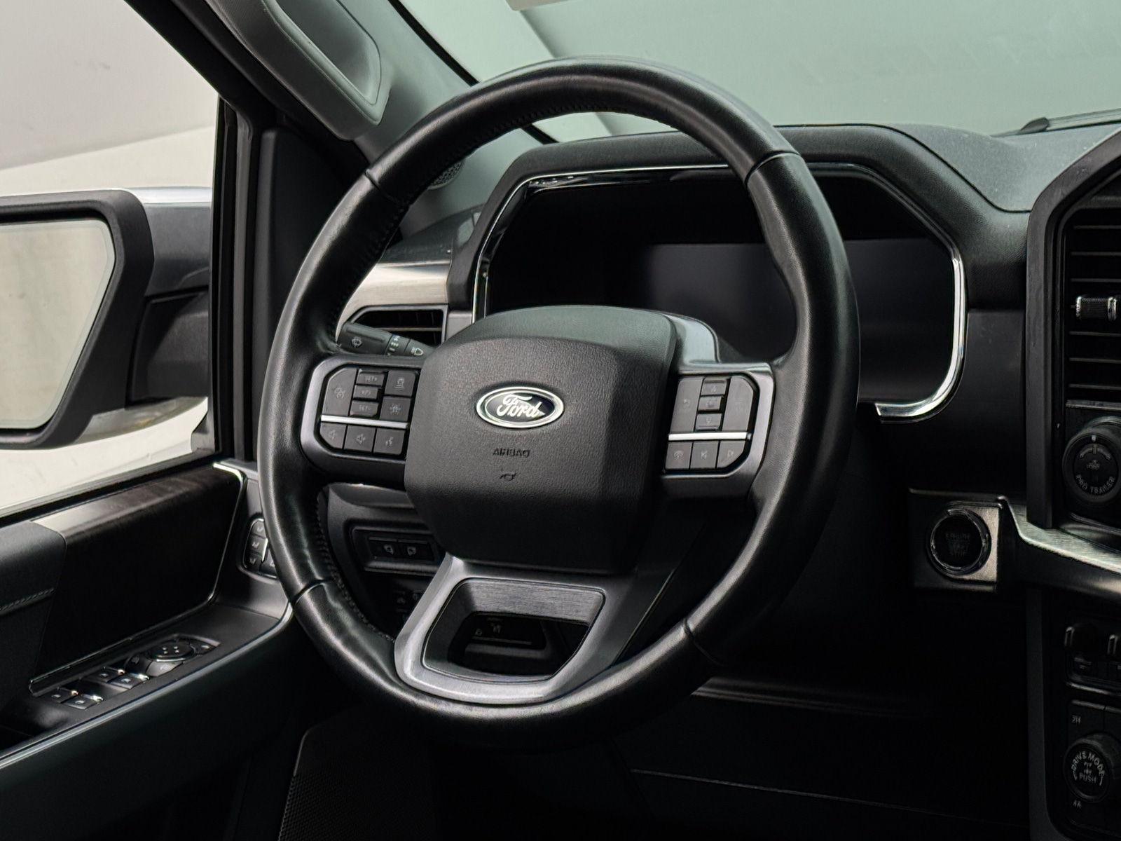 Thumbnail: 2023 Ford Econoline - 4