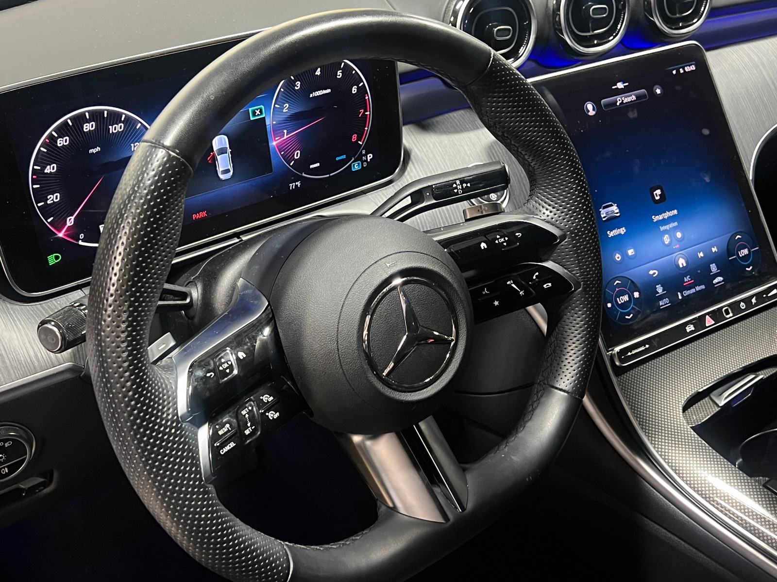 Thumbnail: 2023 Mercedes-Benz C-Class - 4