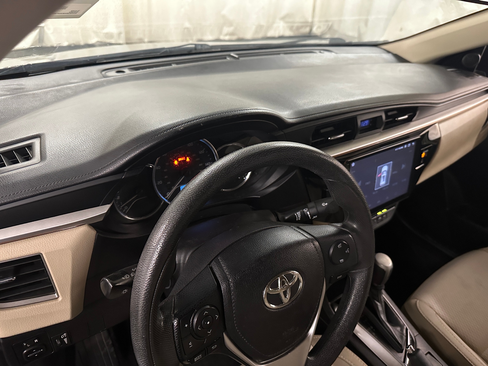 Thumbnail: 2016 Toyota Corolla - 3