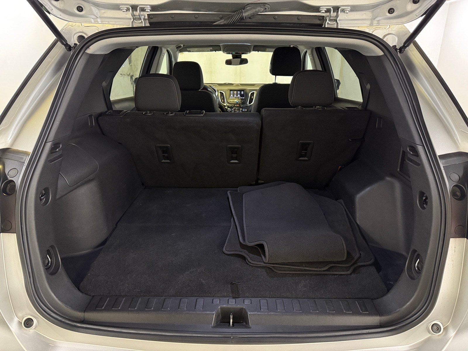 Thumbnail: 2022 Chevrolet Equinox - 7