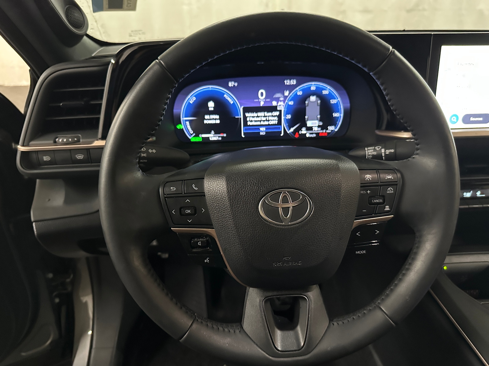 Thumbnail: 2023 Toyota Crown - 5