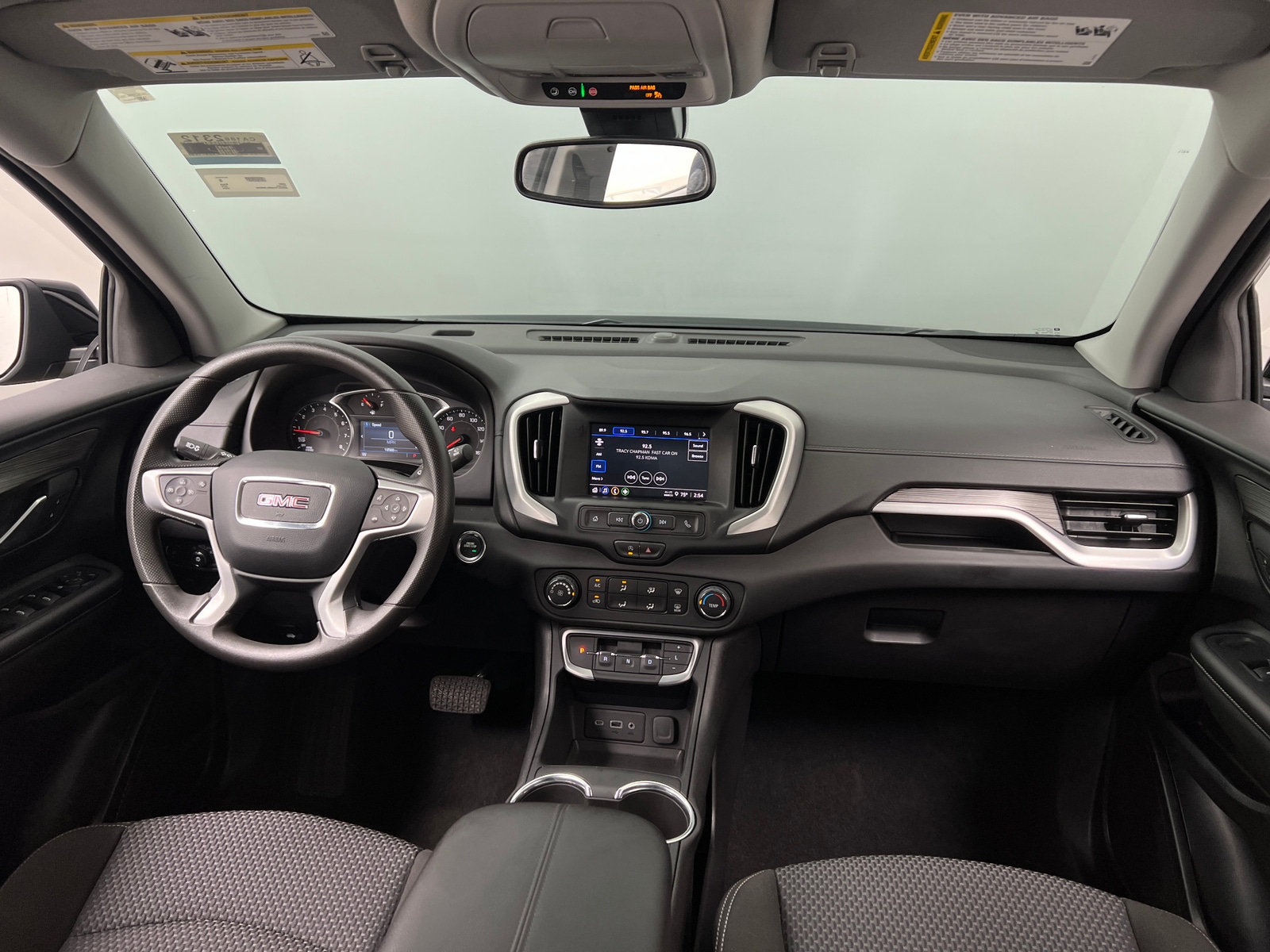 Thumbnail: 2024 GMC Terrain - 3