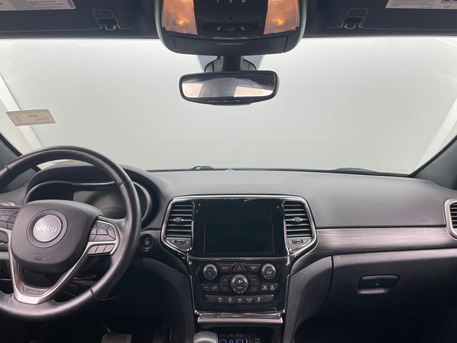 Thumbnail: 2022 Jeep Grand Cherokee - 3