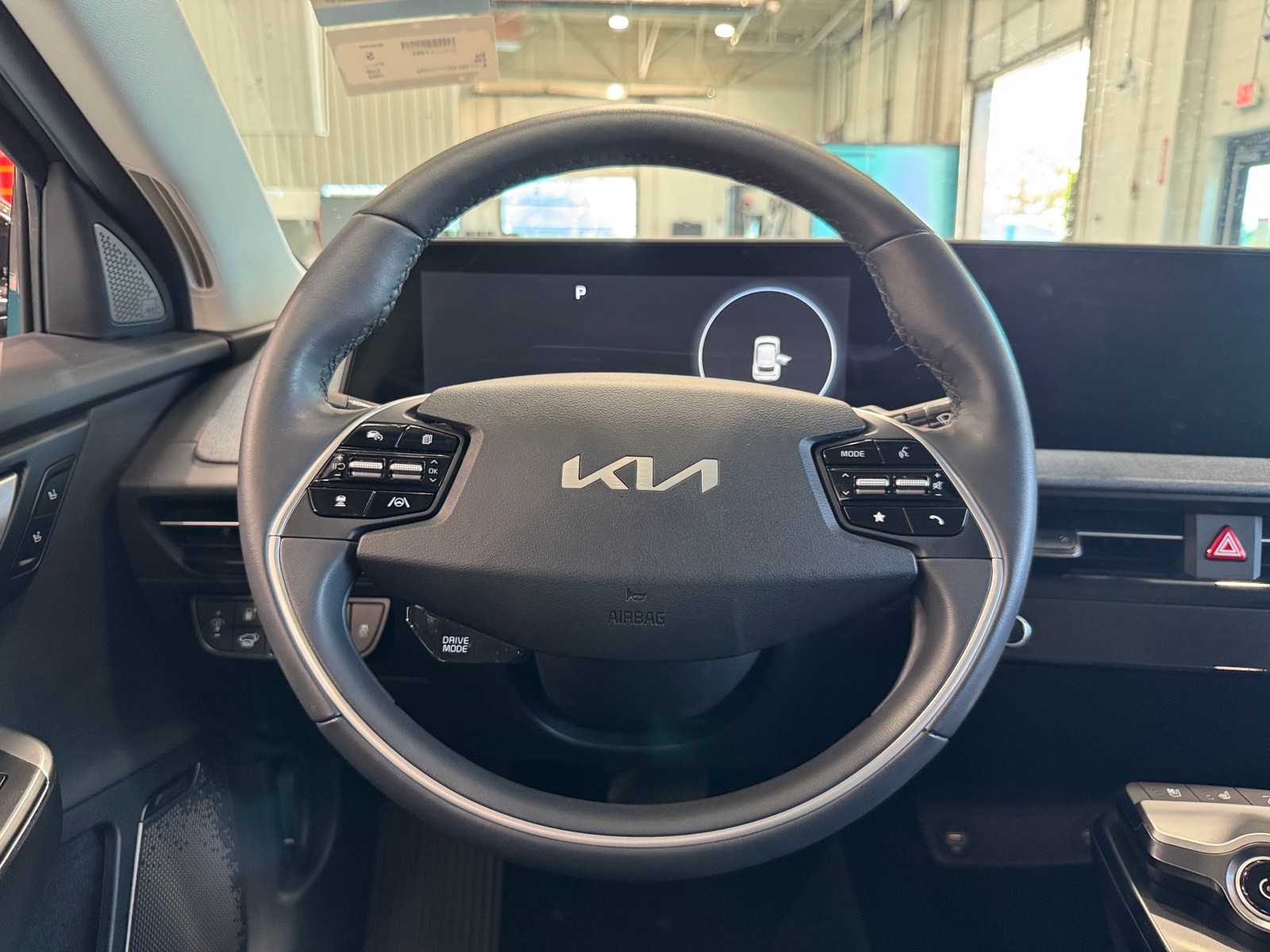 Thumbnail: 2023 Kia EV6 - 4