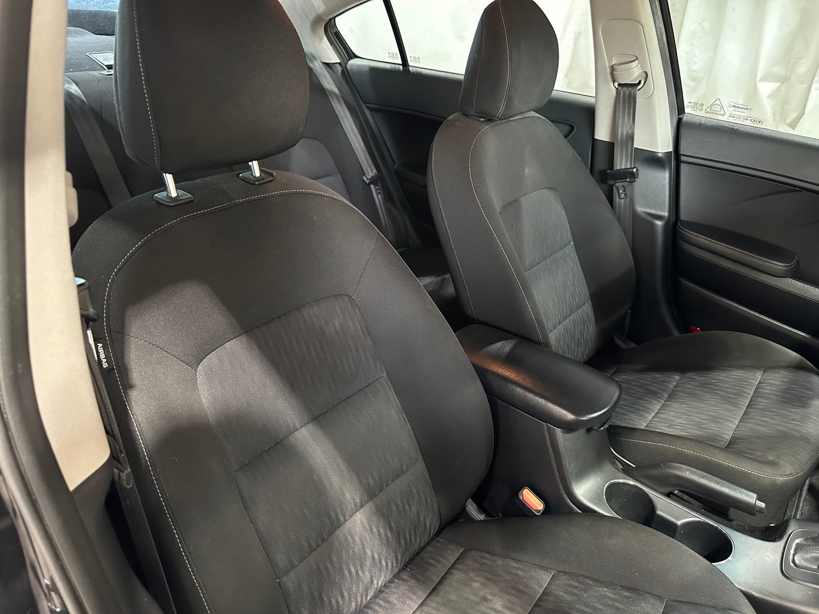 Thumbnail: 2016 Kia Forte - 2