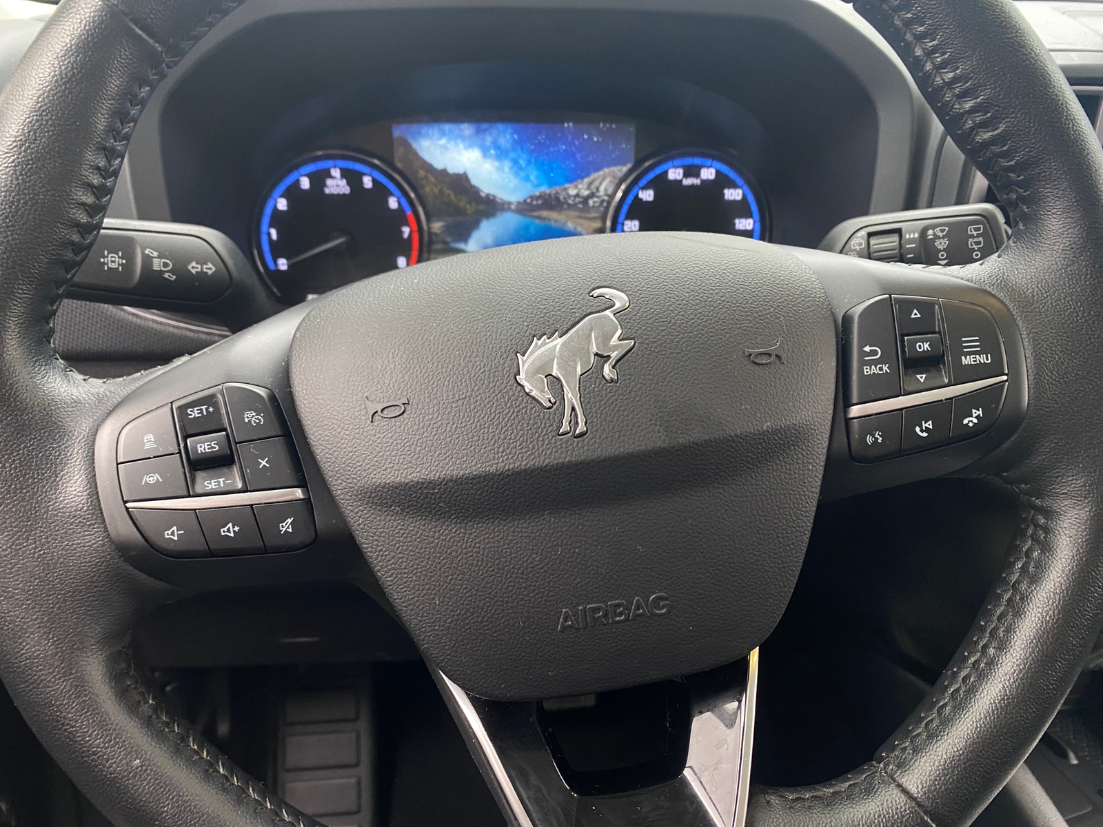 Thumbnail: 2022 Ford Bronco Sport - 4