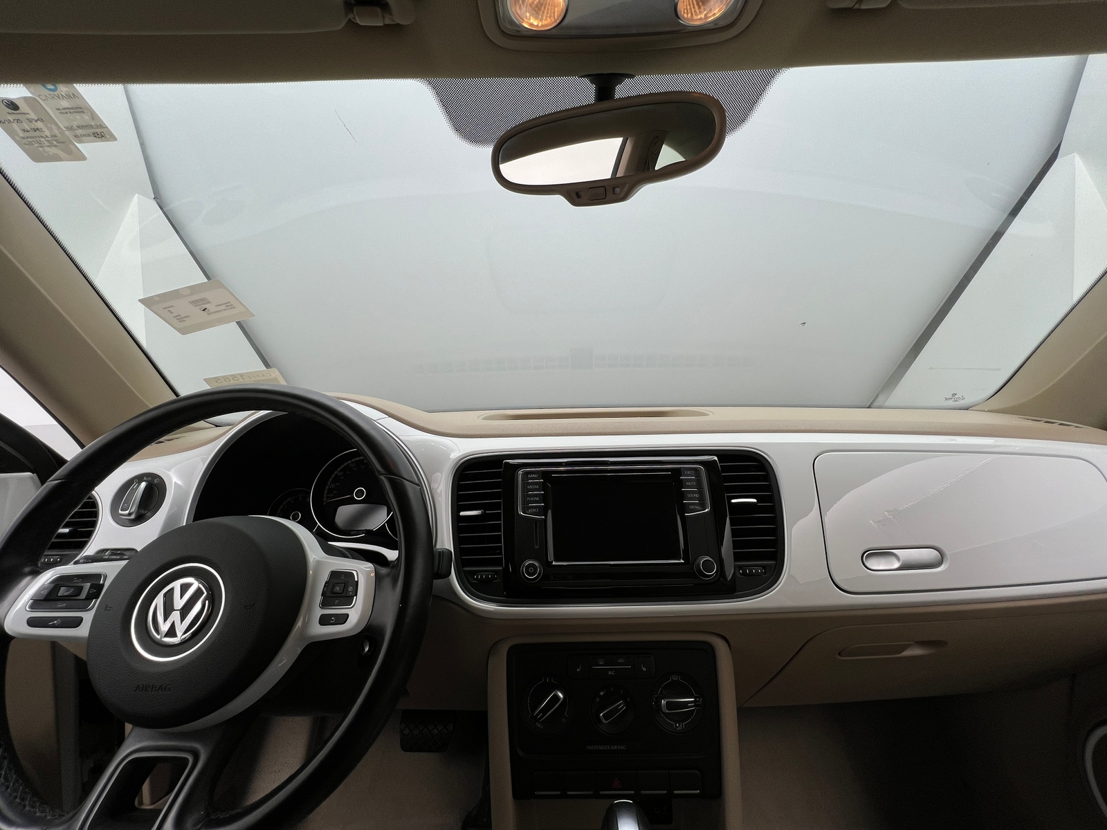 Thumbnail: 2016 Volkswagen Beetle - 3