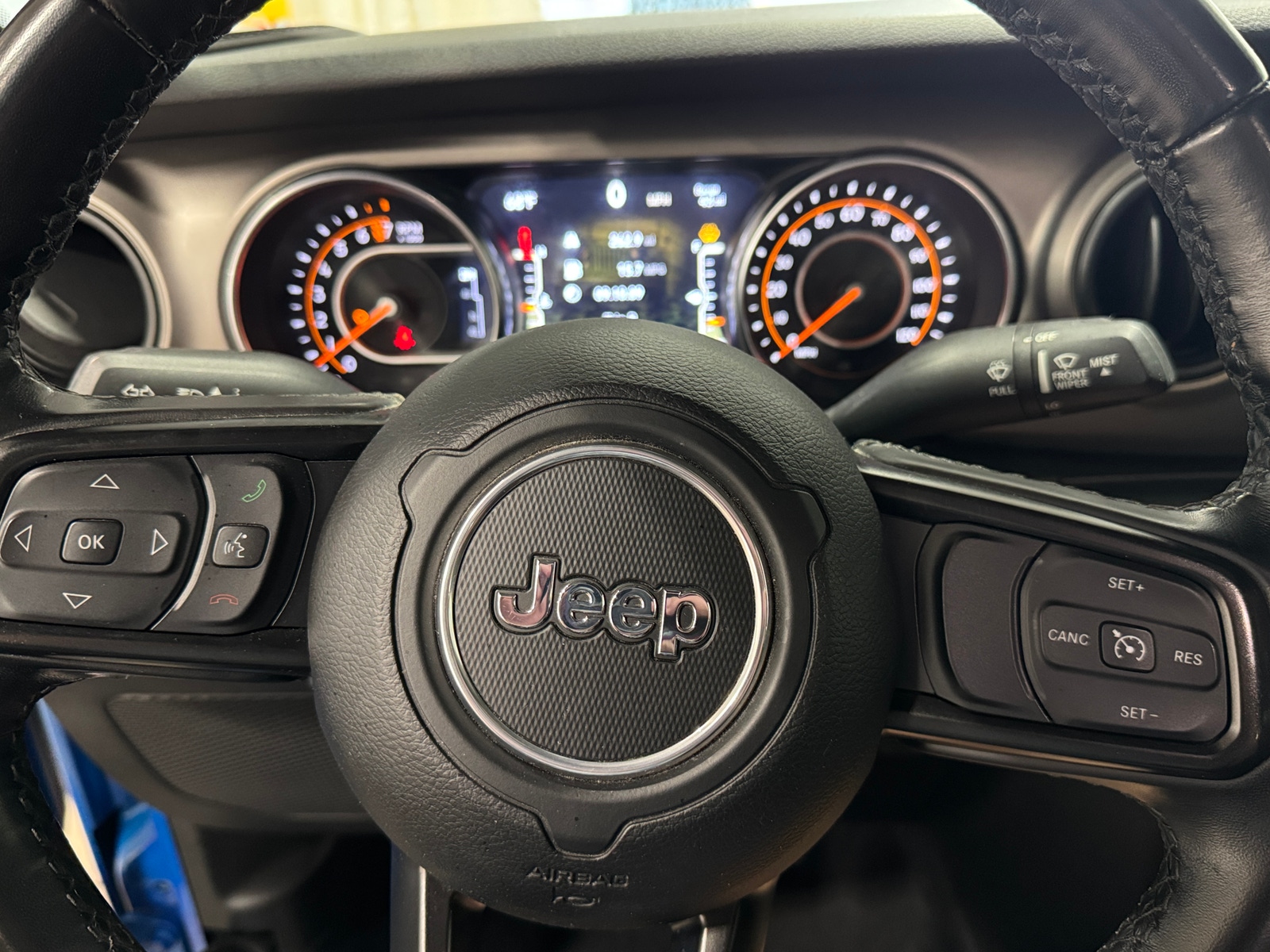 Thumbnail: 2020 Jeep Gladiator - 5