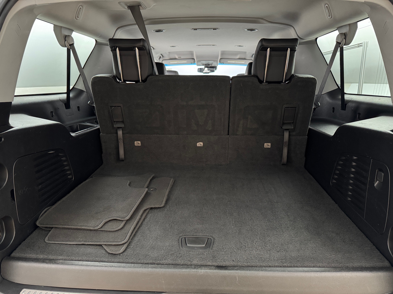 Thumbnail: 2019 Chevrolet Suburban - 6