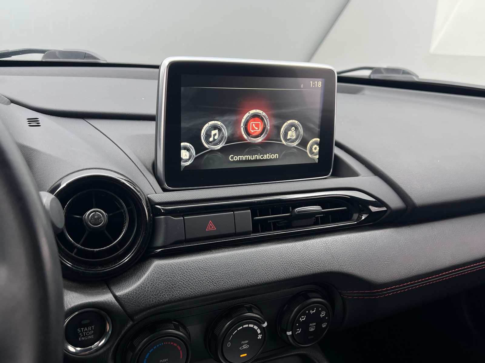 Thumbnail: 2016 Mazda MX-5 Miata - 4
