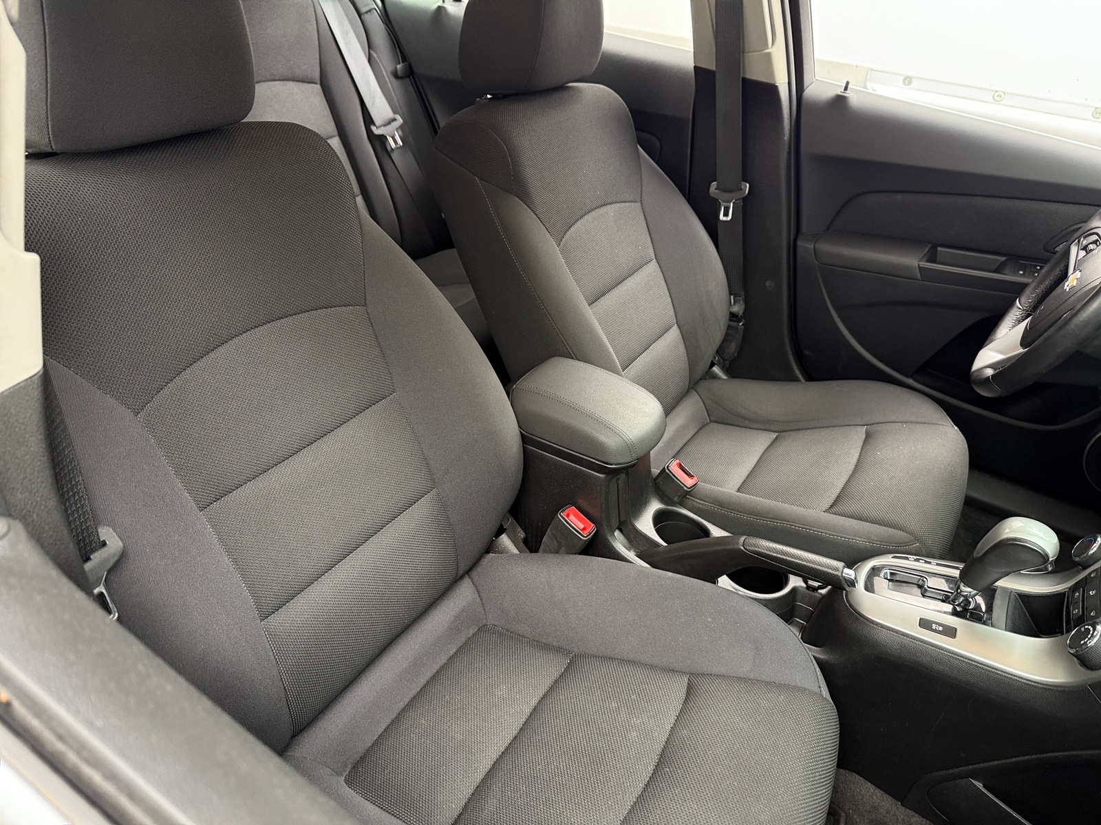Thumbnail: 2014 Chevrolet Cruze - 2