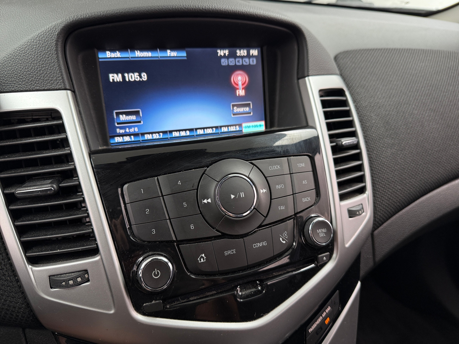 Thumbnail: 2014 Chevrolet Cruze - 4