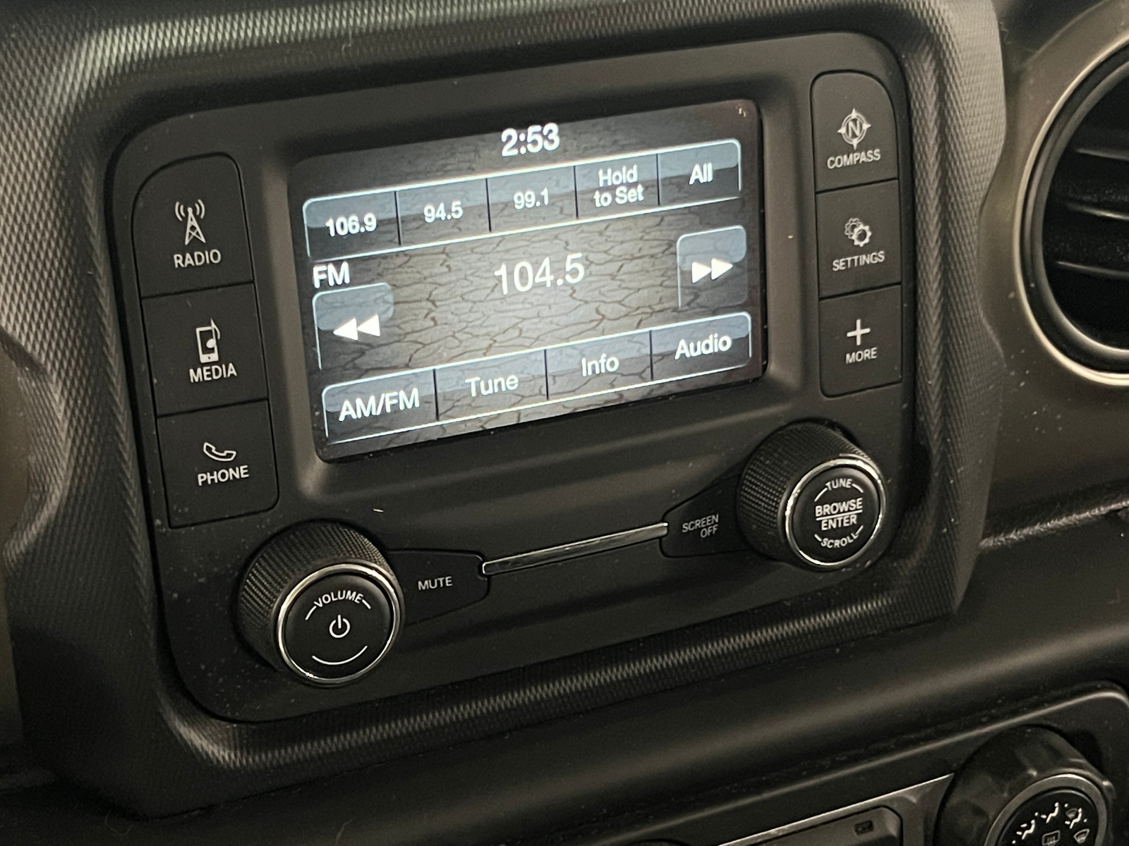 Thumbnail: 2019 Jeep Wrangler - 4