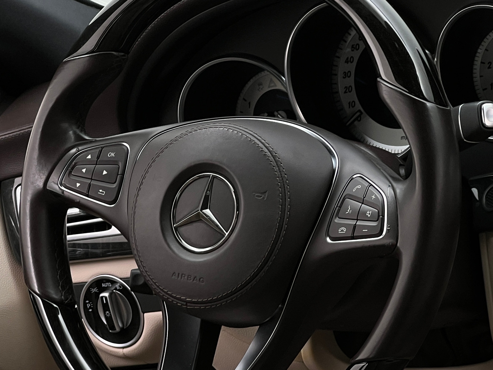 Thumbnail: 2015 Mercedes-Benz CLS - 4