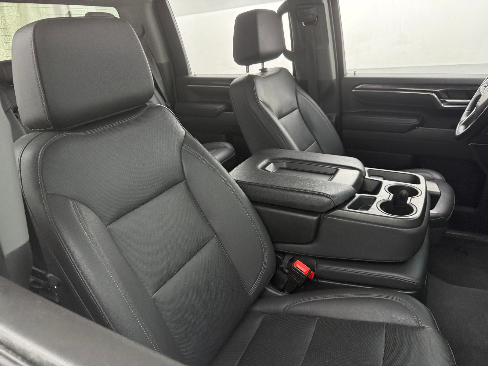 Thumbnail: 2024 Chevrolet Silverado 2500 - 2