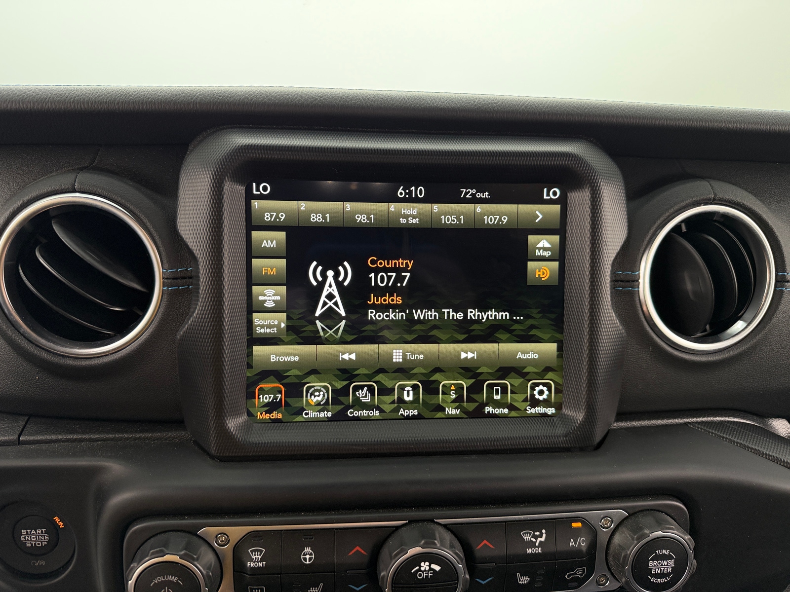 Thumbnail: 2023 Jeep Wrangler - 3
