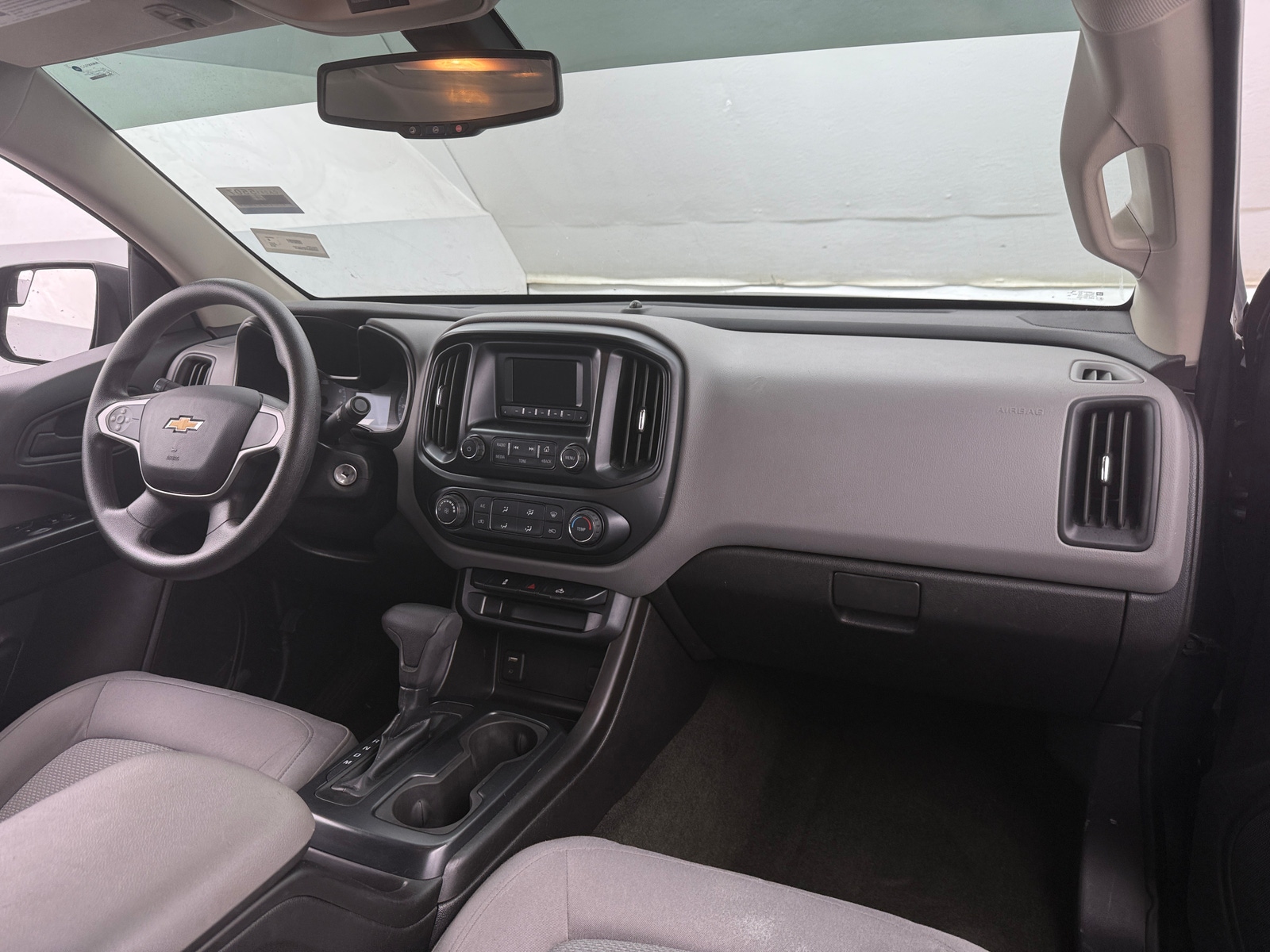 Thumbnail: 2016 Chevrolet Colorado - 3