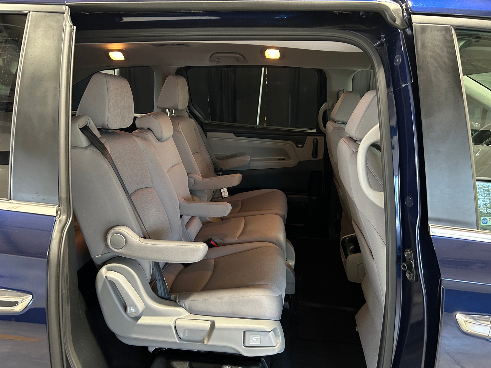 Thumbnail: 2023 Honda Odyssey - 6