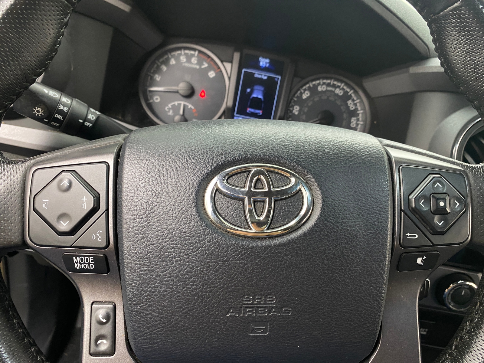 Thumbnail: 2017 Toyota Tacoma - 5