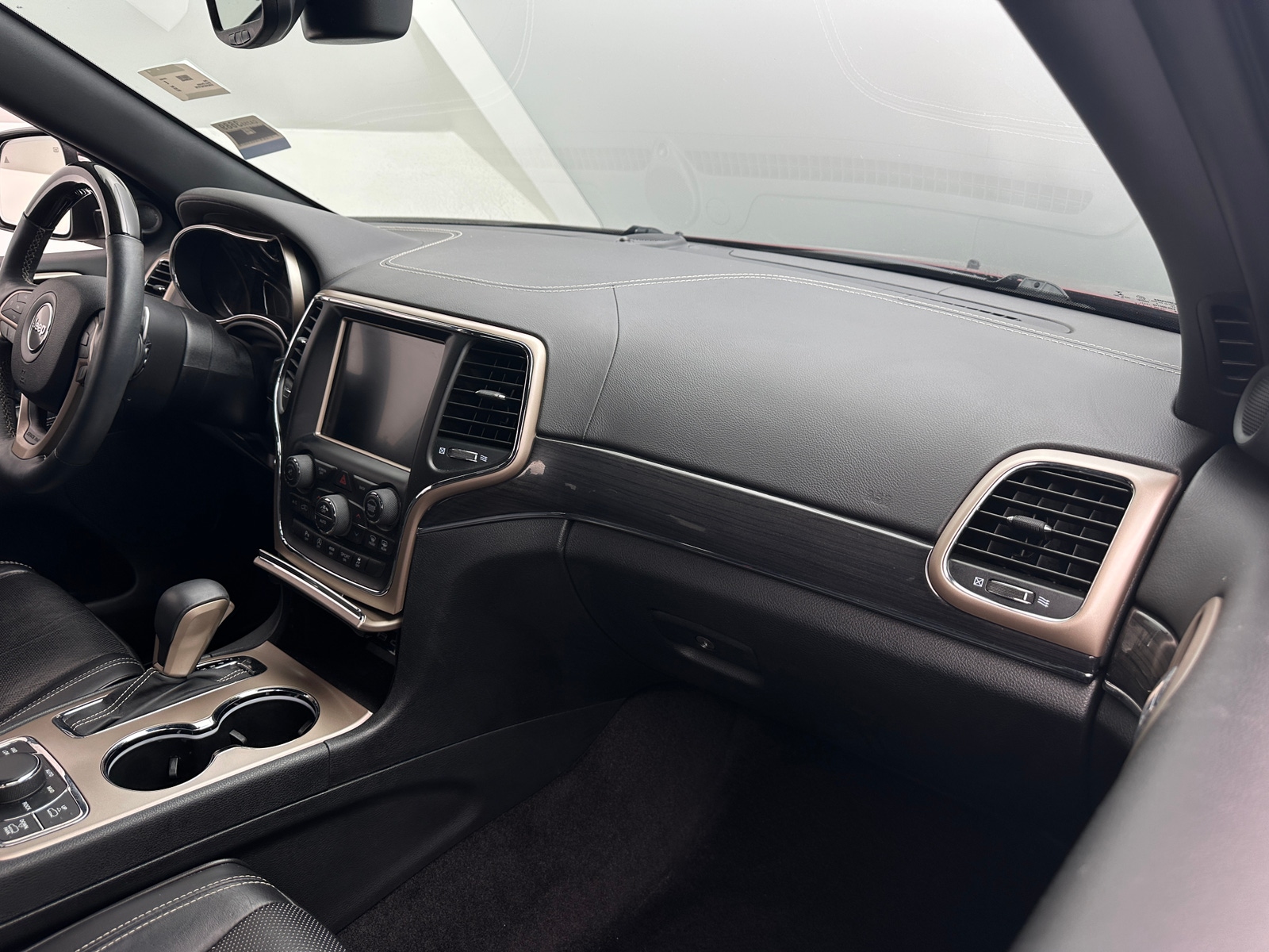 Thumbnail: 2017 Jeep Grand Cherokee - 2