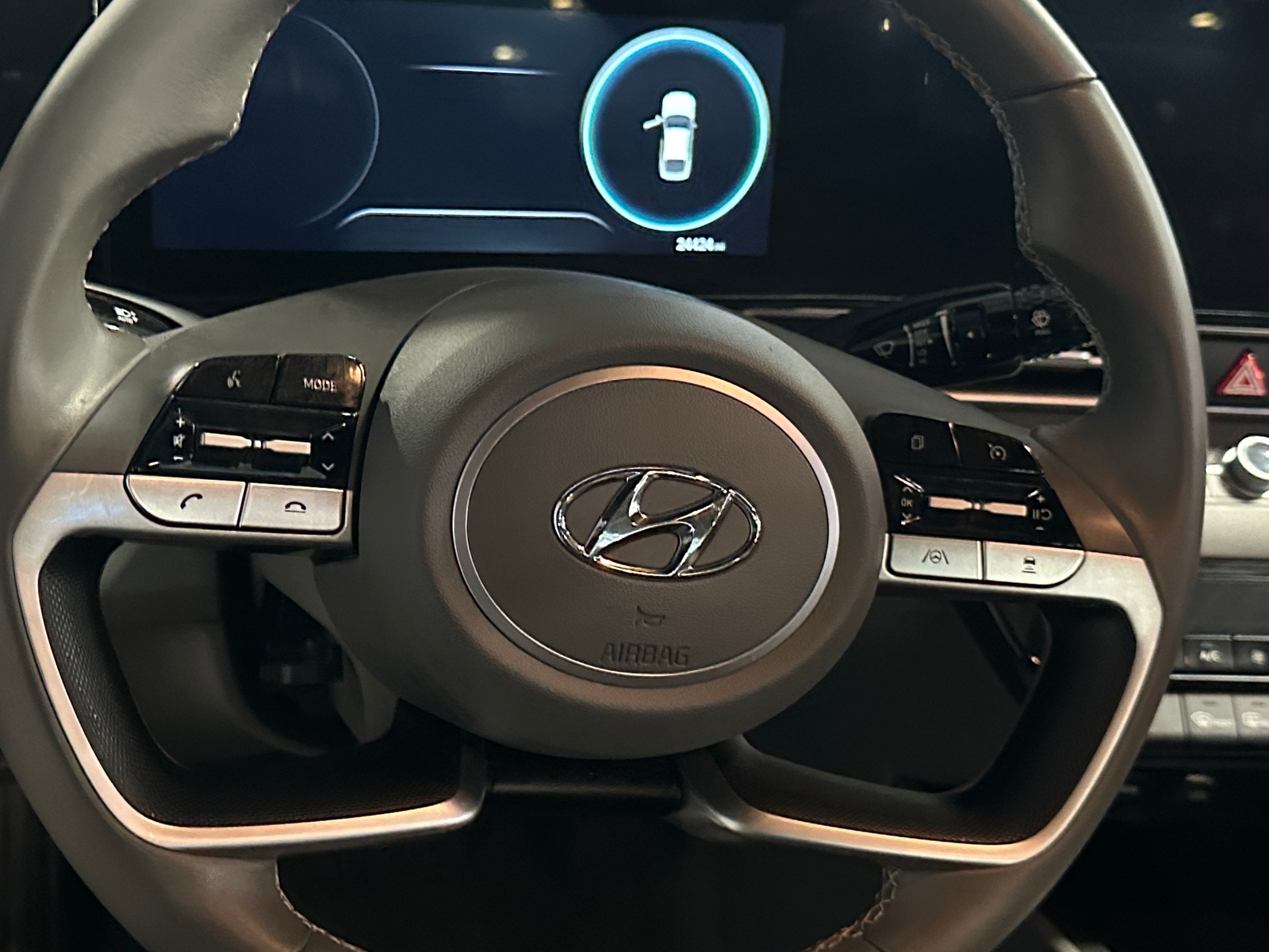 Thumbnail: 2023 Hyundai Elantra - 5