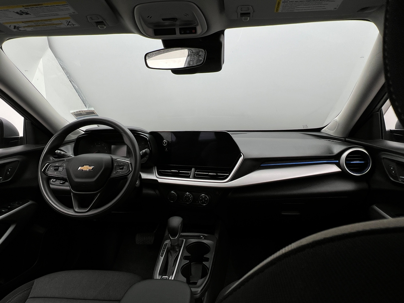 Thumbnail: 2024 Chevrolet Trax - 3