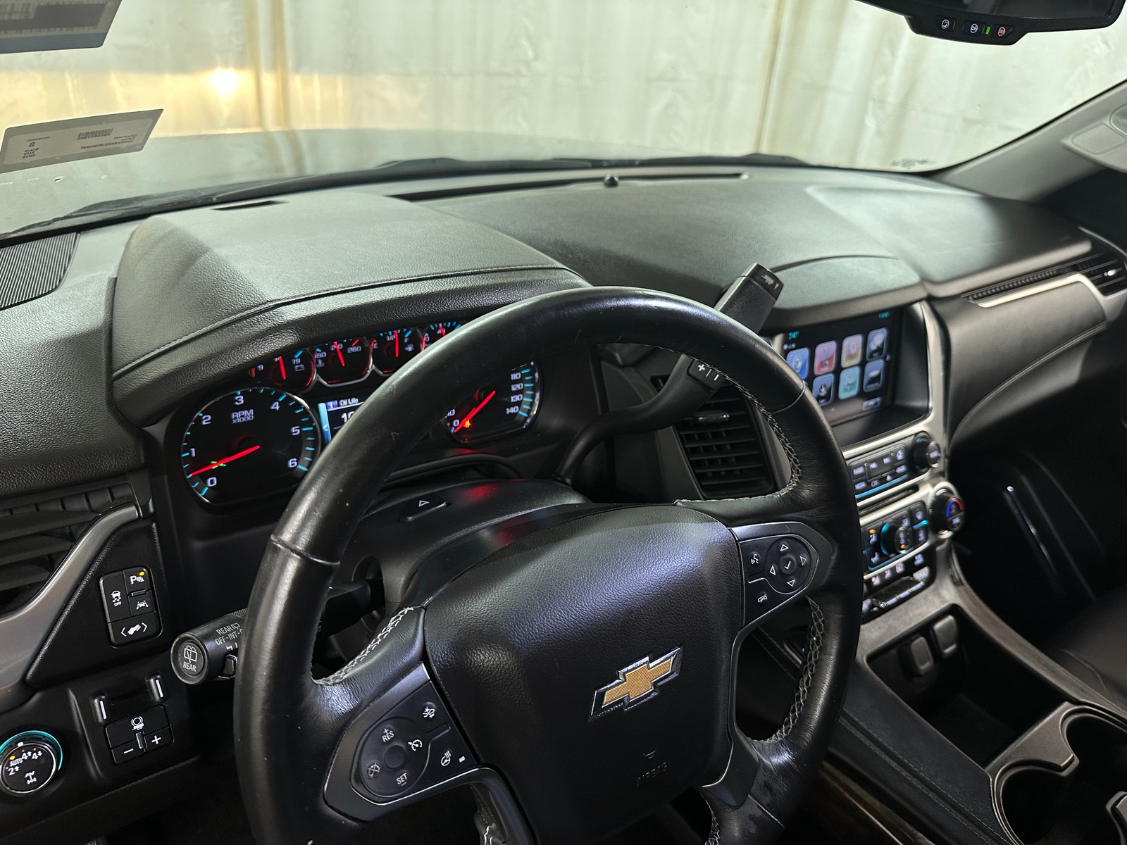 Thumbnail: 2018 Chevrolet Tahoe - 2