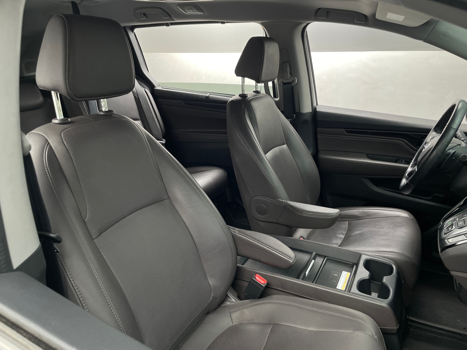 Thumbnail: 2019 Honda Odyssey - 2