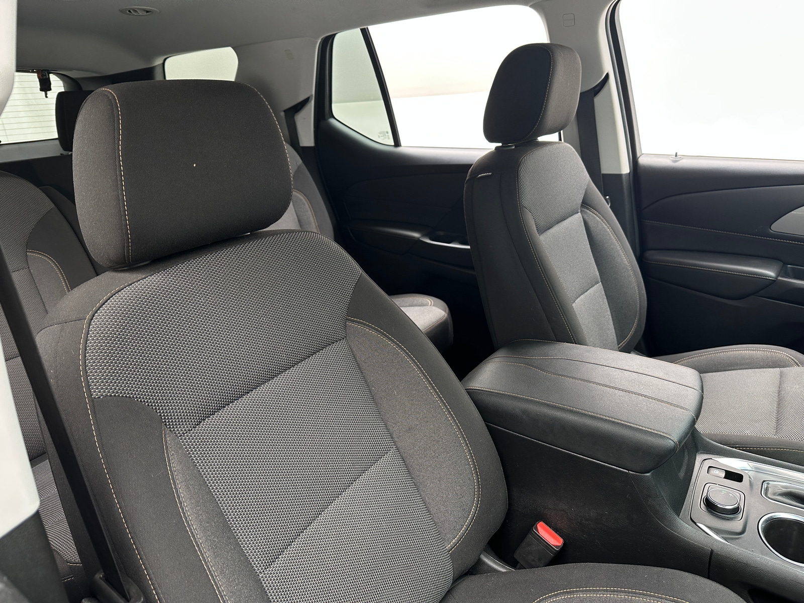 Thumbnail: 2021 Chevrolet Traverse - 2