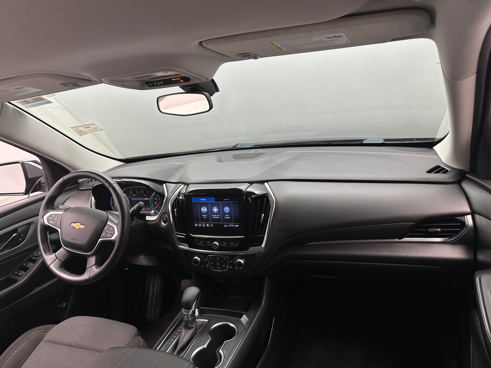 Thumbnail: 2021 Chevrolet Traverse - 3